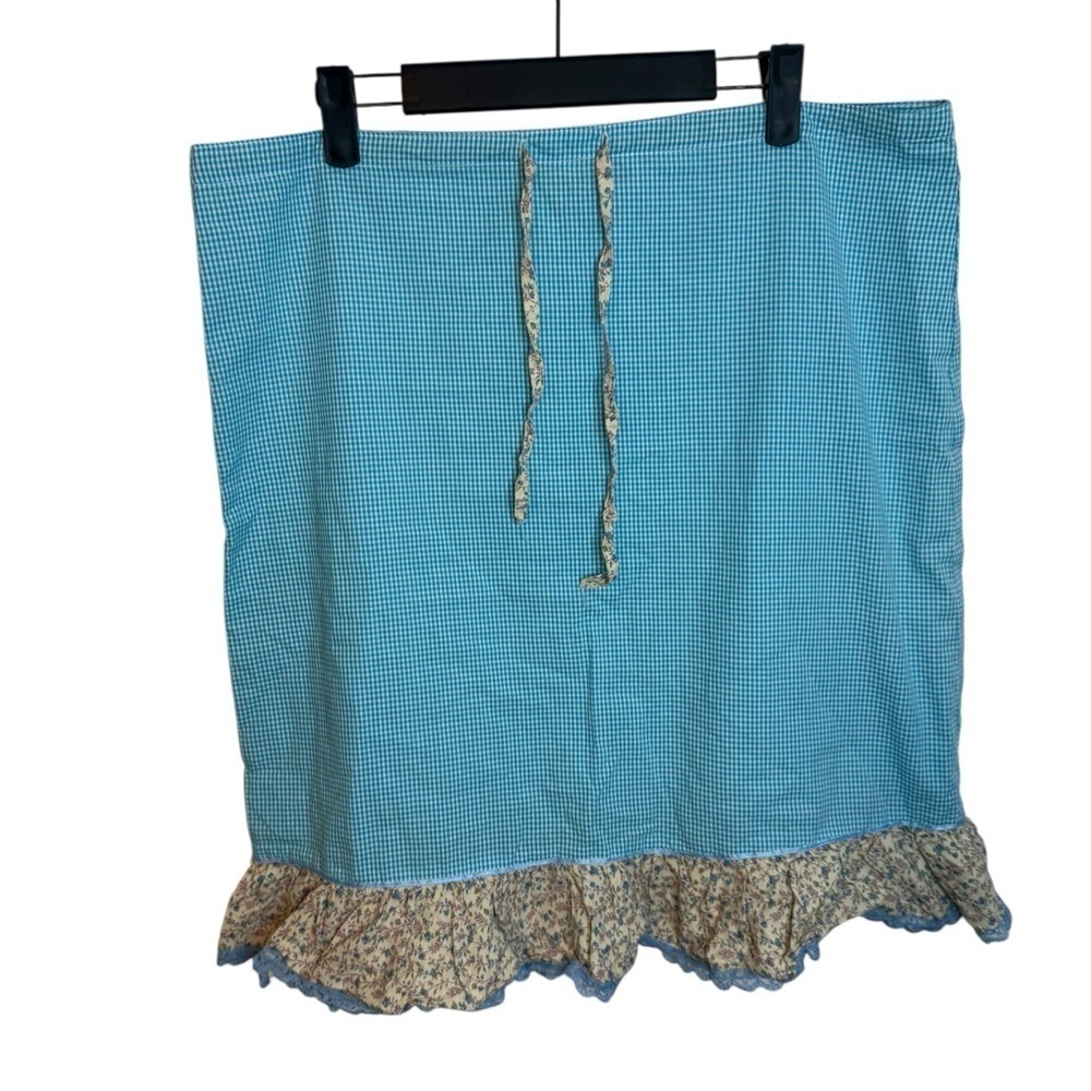 Beebop & Wally Vintage Cottagecore Blue Gingham Floral Lace Trim Skirt